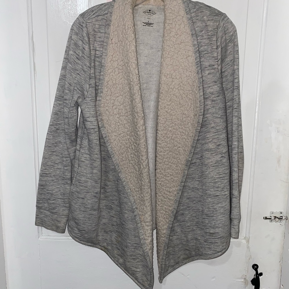 Sweater/cardigan